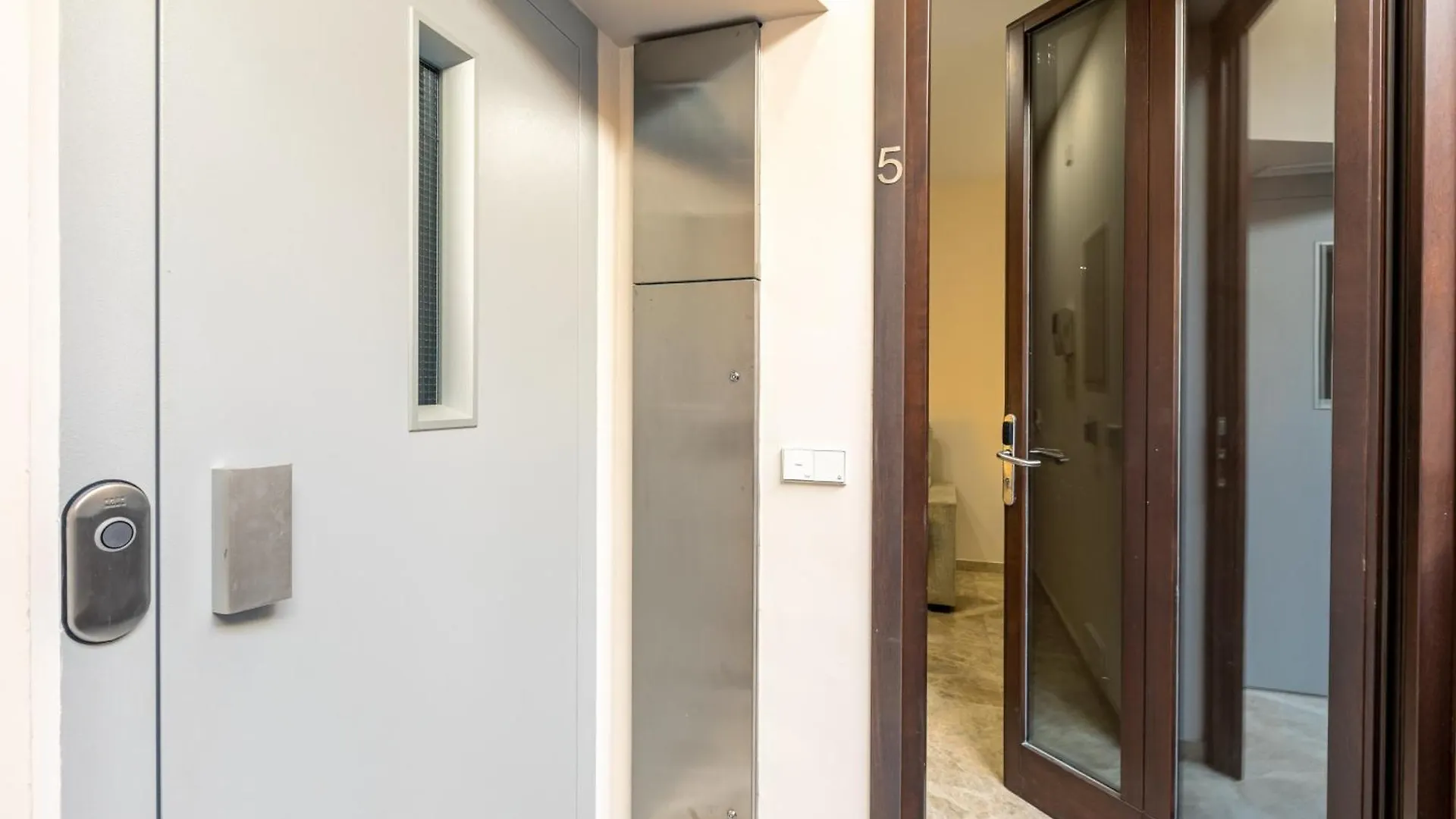 Green-Apartments Alto De Santa Cruz Seville Apartment